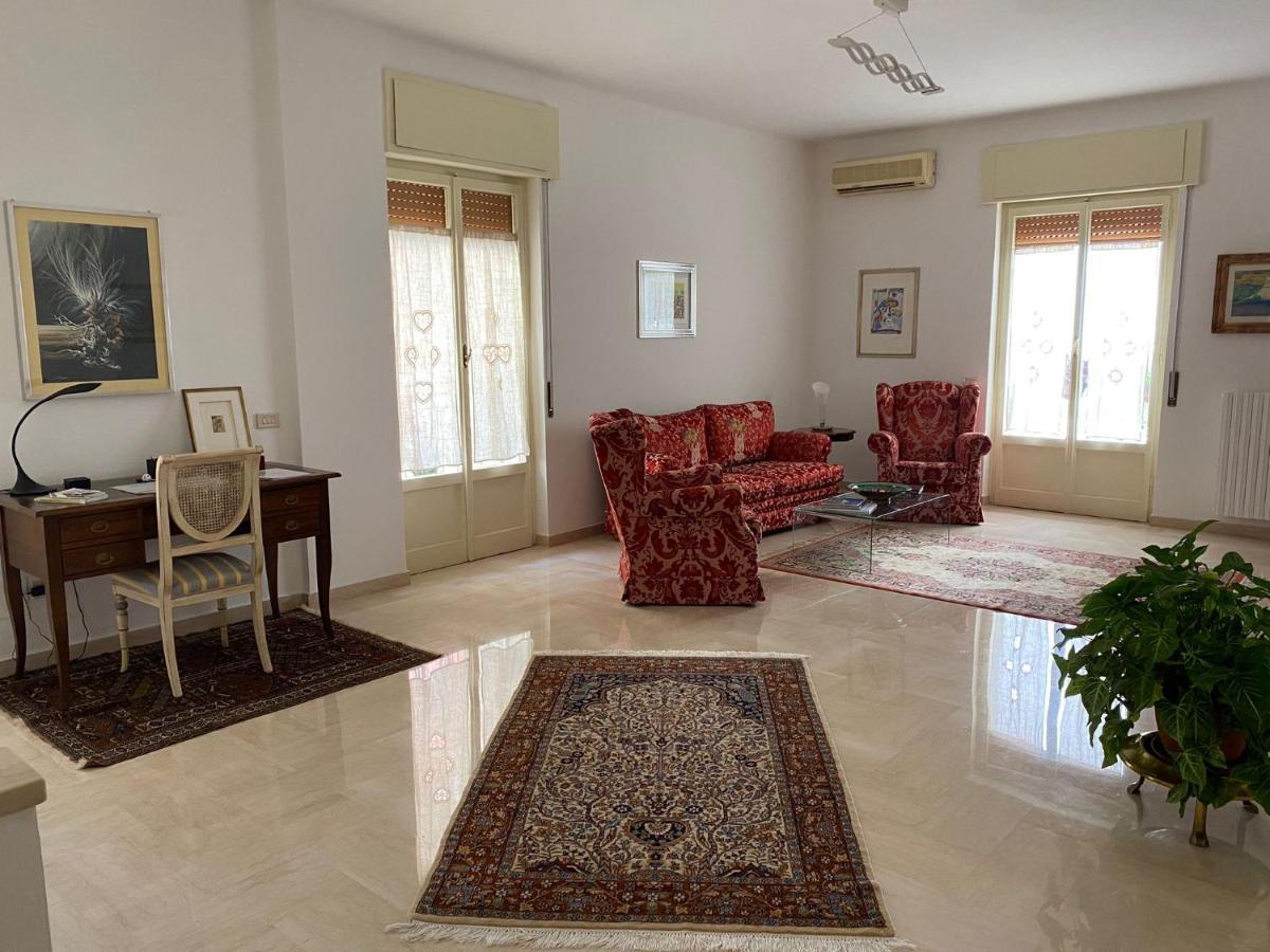 Вилла Interno13Бари Экстерьер фото
